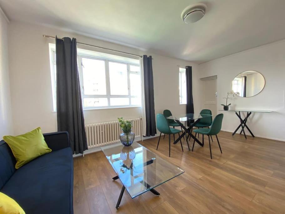 Charming Retreat In Pimlico