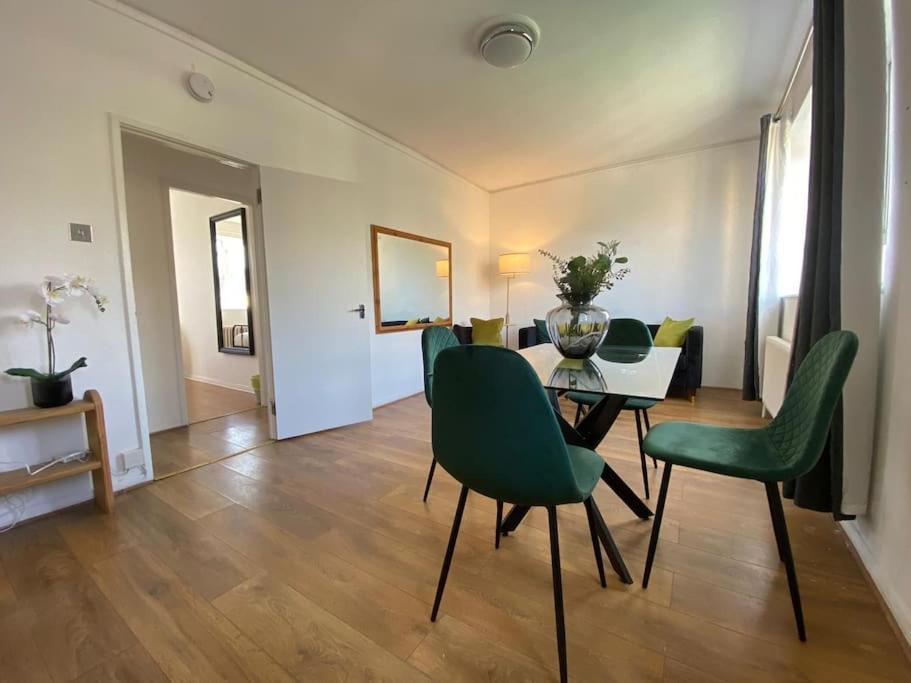 Charming Retreat In Pimlico *
